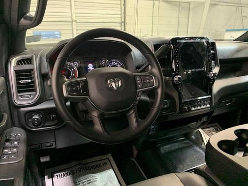 2026 RAM 2500 Tradesman Crew Cab 4x4 6'4' Box