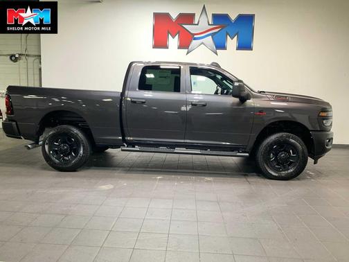 2026 RAM 2500 Tradesman Crew Cab 4x4 6'4' Box
