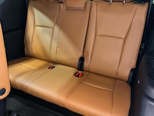 Blueprint 2026 Toyota Highlander Hybrid Platinum
