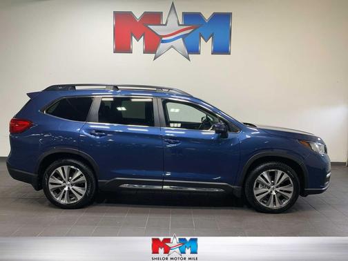 Abyss Blue Pearl 2022 Subaru Ascent Limited 8-Passenger