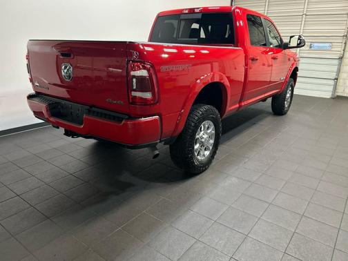 Flame Red Clearcoat 2022 RAM 2500 Laramie Crew Cab 4x4 6'4' Box
