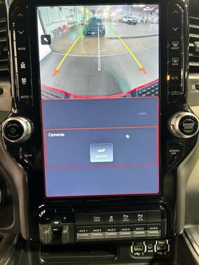 Flame Red Clearcoat 2022 RAM 2500 Laramie Crew Cab 4x4 6'4' Box