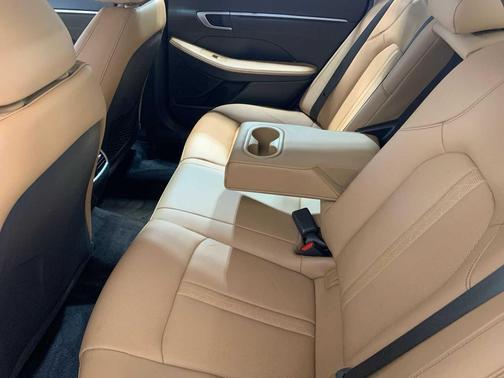 2024 Hyundai SONATA Hybrid Limited