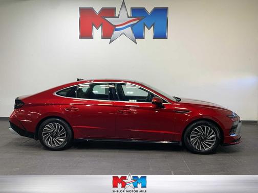 2024 Hyundai SONATA Hybrid Limited