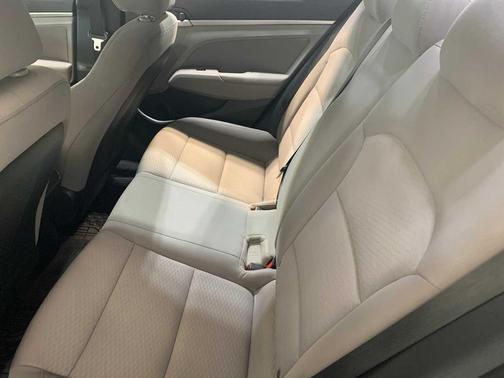 2019 Hyundai ELANTRA Value Edition