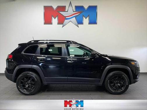 2022 Jeep Cherokee X 4x4
