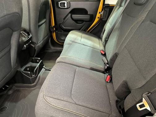 Goldilocks 2026 Jeep Wrangler Sport S
