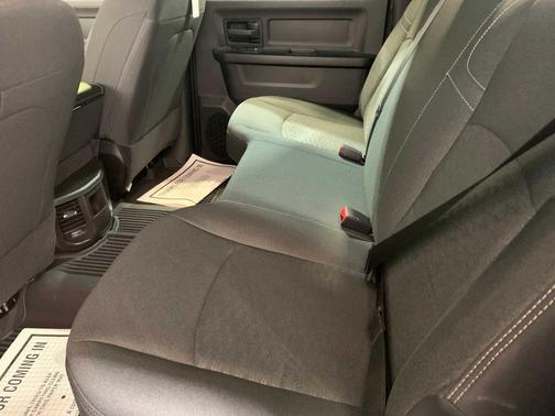 2026 RAM 2500 Tradesman Crew Cab 4x4 6'4' Box