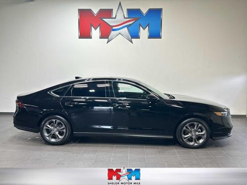 Crystal Black Pearl 2023 Honda Accord EX