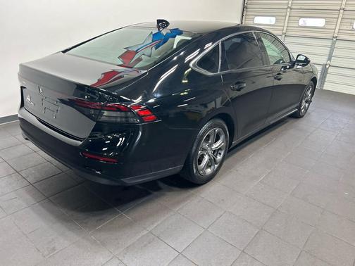 Crystal Black Pearl 2023 Honda Accord EX