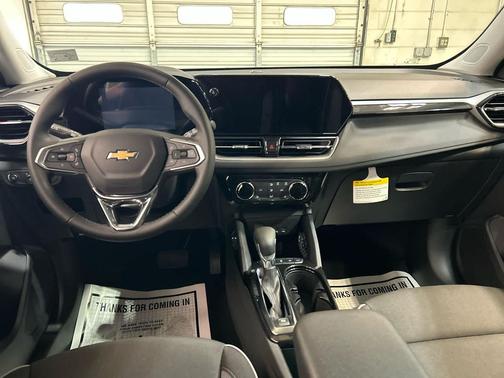 Cacti Green 2026 Chevrolet Trailblazer LT