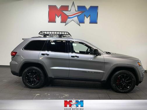 2021 Jeep Grand Cherokee Laredo