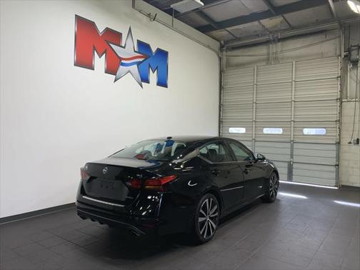 2022 Nissan Altima SR VC-Turbo FWD