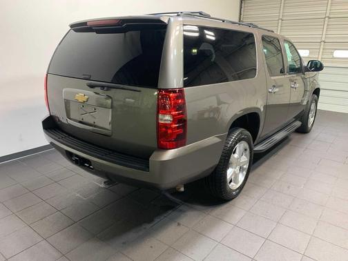2013 Chevrolet Suburban 1500 LS