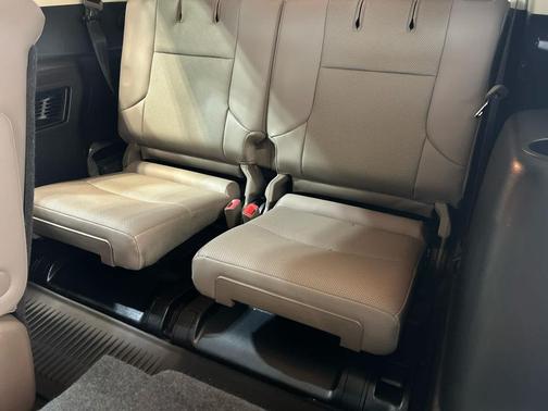 Starfire Pearl 2021 Lexus GX 460 Premium