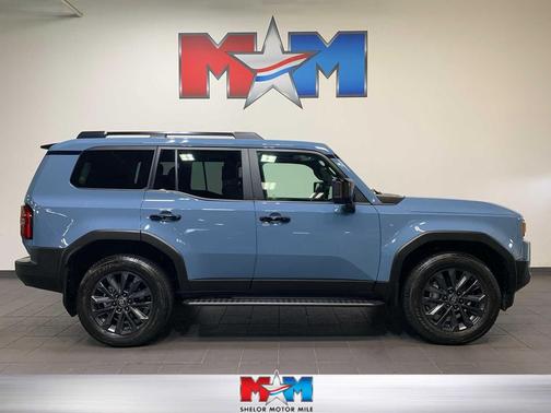 2025 Toyota Land Cruiser Base