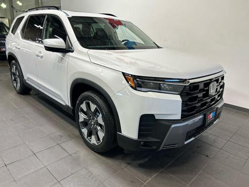 Platinum White Pearl 2026 Honda Pilot Elite