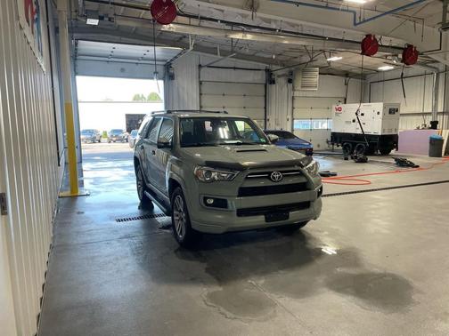 Lunar Rock 2022 Toyota 4Runner TRD Sport