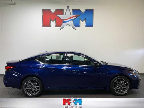 2023 Nissan Altima SR VC-Turbo FWD