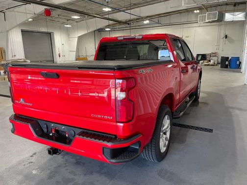 Red Hot 2021 Chevrolet Silverado 1500 Custom