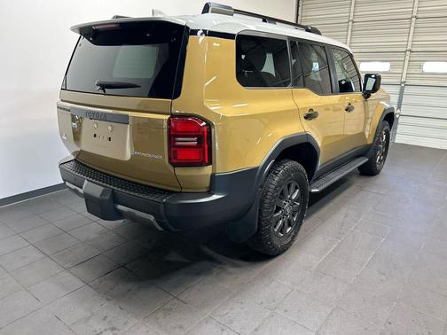 Trail Dust/Gray Scape 2024 Toyota Land Cruiser Base