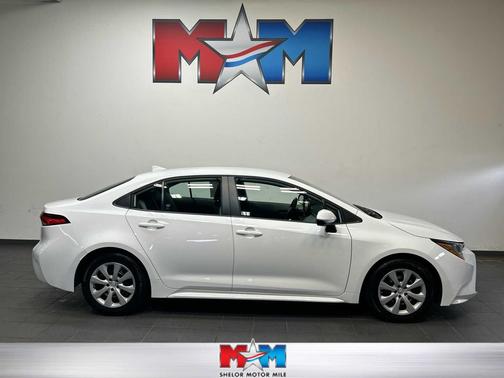 Ice Cap 2023 Toyota Corolla LE