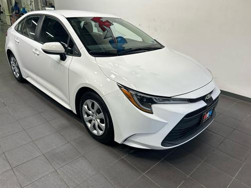 Ice Cap 2023 Toyota Corolla LE