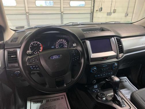 ICONIC SILVER 2021 Ford Ranger XL