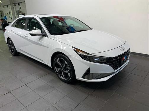 2023 Hyundai ELANTRA Limited