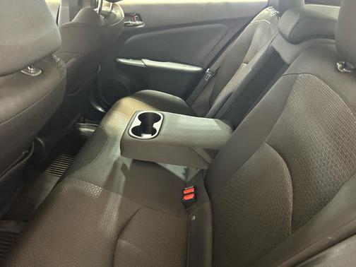 2022 Toyota Prius LE