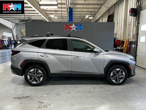 2026 Hyundai TUCSON Hybrid SEL