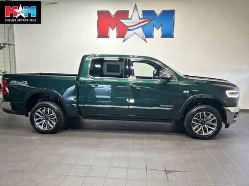 Serrano Green Metallic 2026 RAM 1500 Limited