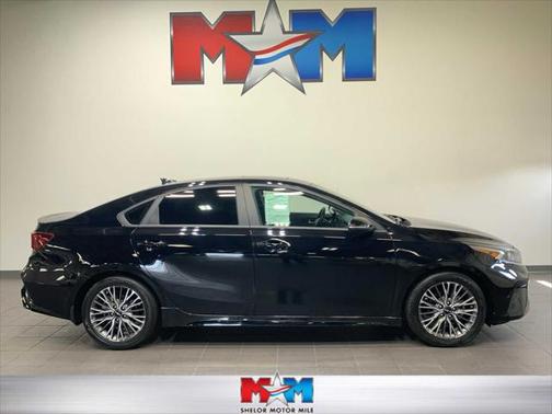 2022 Kia Forte GT-Line