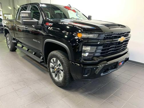2026 Chevrolet Silverado 2500 Custom