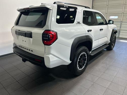 Wind Chill Pearl 2025 Toyota 4Runner TRD Off Road