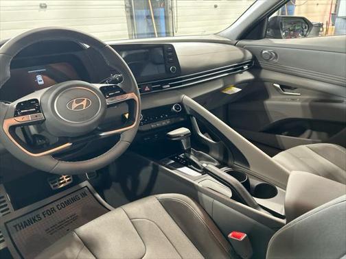 2025 Hyundai ELANTRA Sport