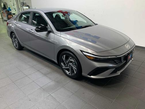 2025 Hyundai ELANTRA Sport