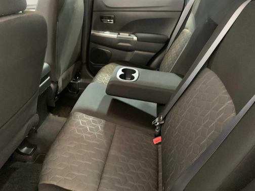 2020 Mitsubishi Outlander Sport SE