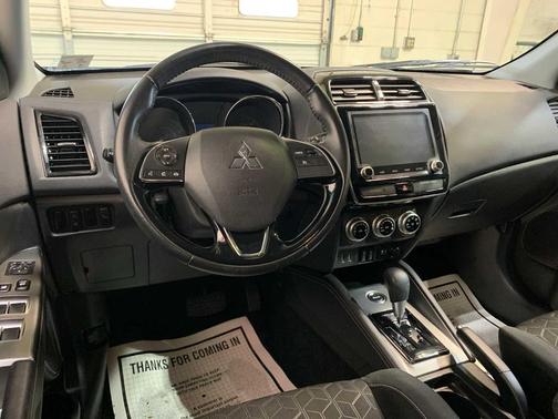 2020 Mitsubishi Outlander Sport SE