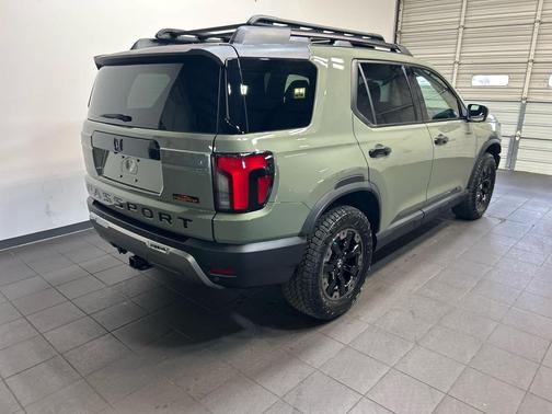 Ash Green Metallic 2026 Honda Passport AWD TrailSport Elite