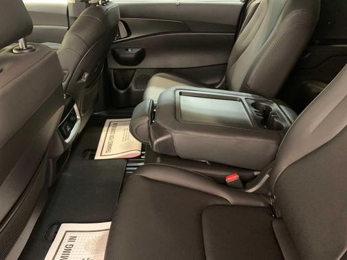 Panthera Metal 2026 Kia Carnival SX