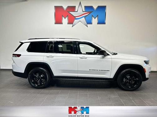 Bright White Clearcoat 2021 Jeep Grand Cherokee L Altitude