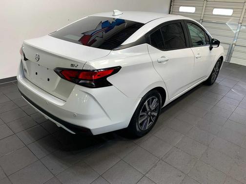 2020 Nissan Versa 1.6 SV