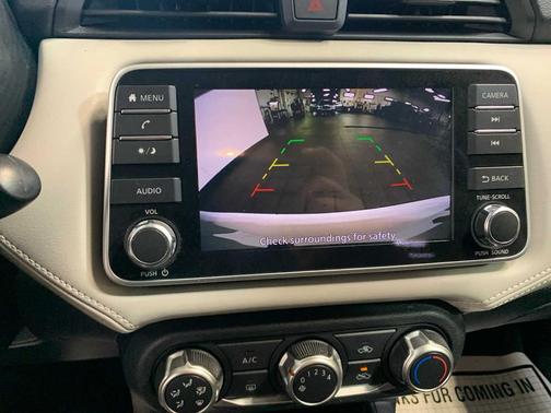 2020 Nissan Versa 1.6 SV