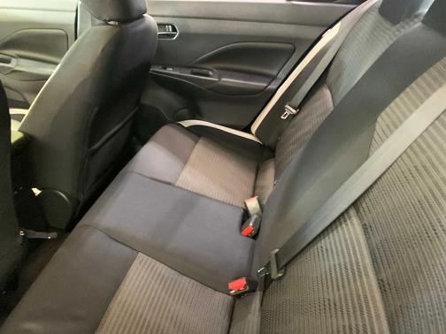 2020 Nissan Versa 1.6 SV