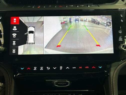 Bright White Clearcoat 2026 Jeep Grand Cherokee Summit