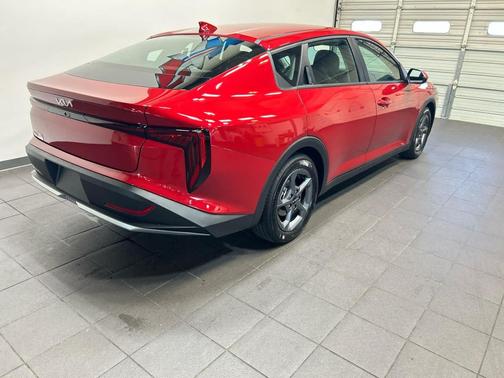 Currant Red 2026 Kia K4 LXS