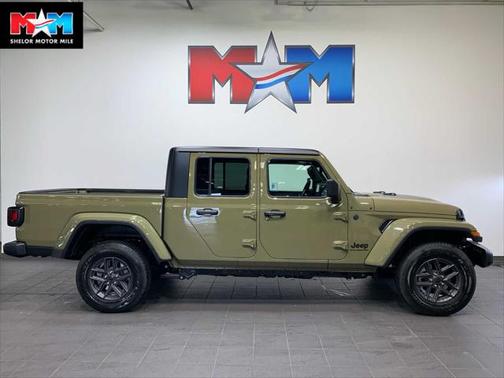 2025 Jeep Gladiator Sport S