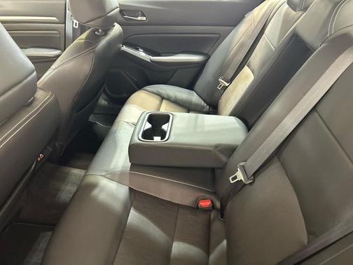 2021 Nissan Altima 2.5 SL