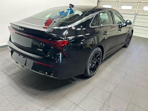 Aurora Black Pearl 2026 Kia K5 GT-Line AWD